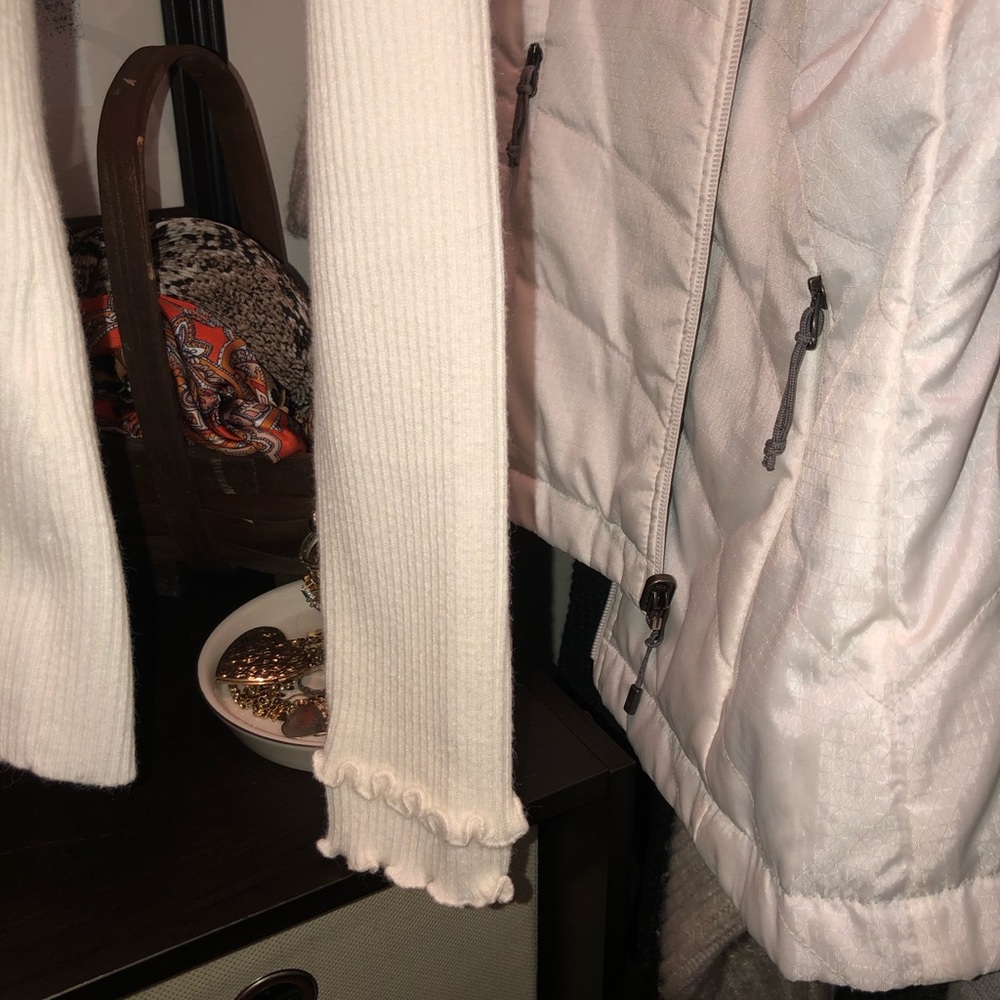 Frilly Turtleneck - Picture 3 of 4